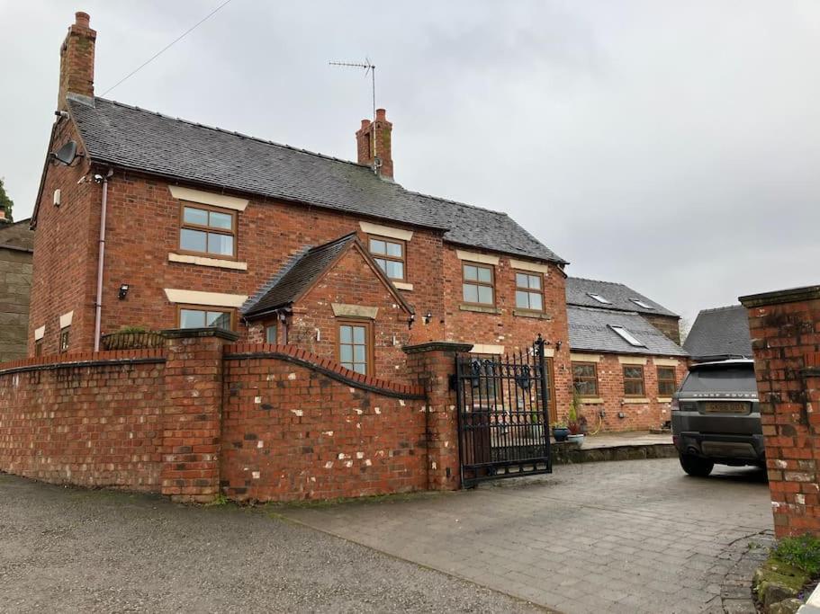 Woodbine Cottage-Part Of Alton Cottages מראה חיצוני תמונה